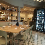 Ventuno.1 E Bottega Dentro