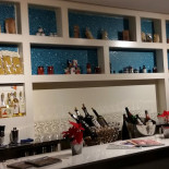Ventuno.1 E Bottega Dentro