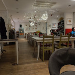 Eppinger Caffè Inside