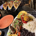 Tijuana Florence Comida