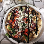 Très Chic Favara Comida