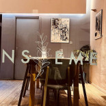 Insieme À l'intérieur