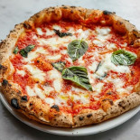 Mozzarella E Basilico Essen