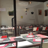 Farinascere À l'intérieur