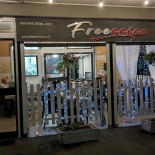 Freeccico À l'intérieur