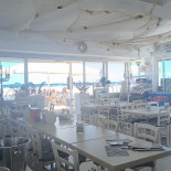 Beachcafe Dentro