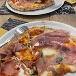 Pizzeria Donna Imma Comida
