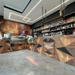 Taverna Cafe Innen