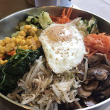W-style Caffe Comida