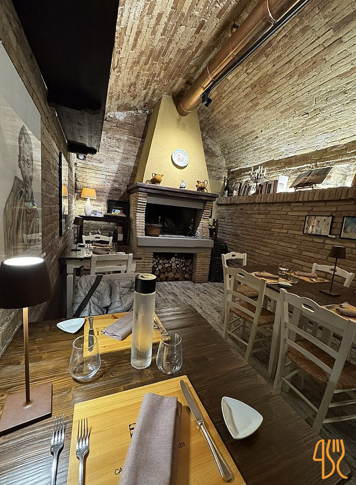 Tipico Osteria Dei Sensi În interior