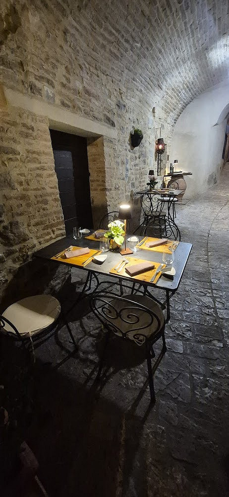 Tipico Osteria Dei Sensi În interior