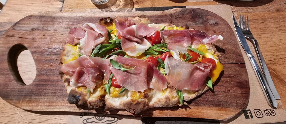 Santacrosta, Brace, Birra Farina Essen