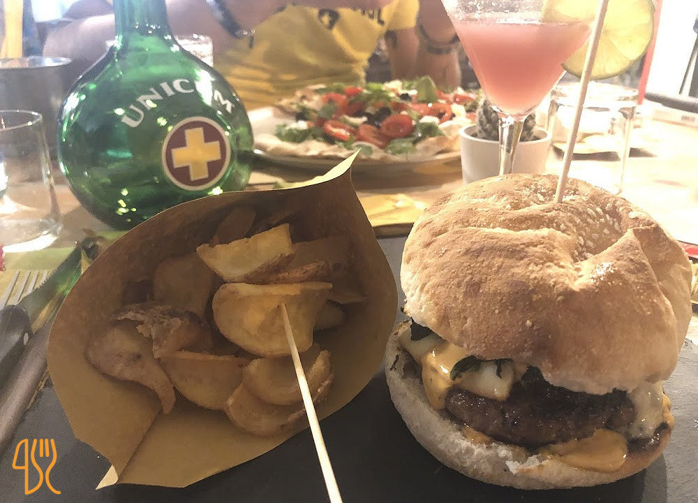 Playground Cocktail E Pizza Essen