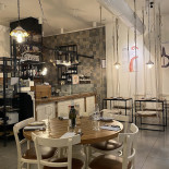 Guarini À l'intérieur