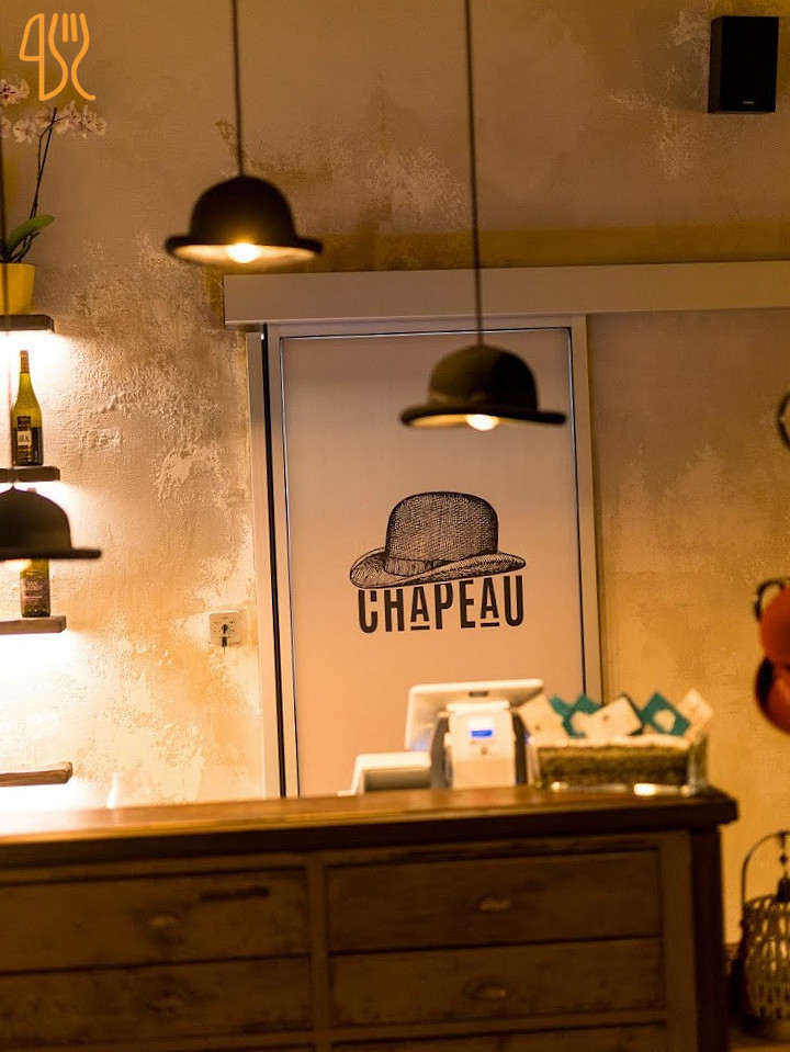 Chapeau Vimercate À l'intérieur