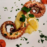 La Nuova Drogheria Cassinasco Nourriture