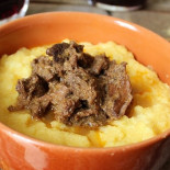 La Nuova Drogheria Cassinasco Comida