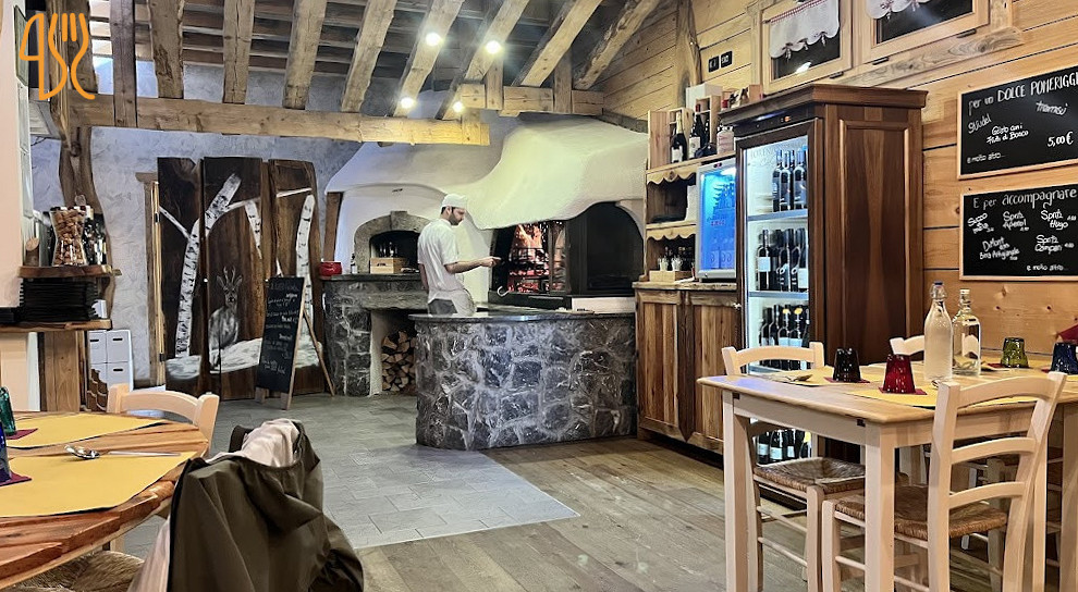 Borgo Nomplan Innen