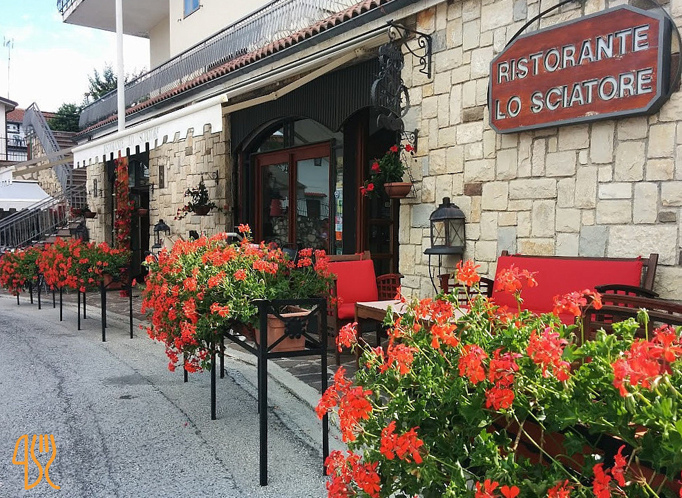 Lo Sciatore Extérieur