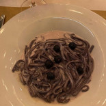 Hambroeus Nourriture