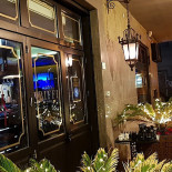 Biffi Tavern Pub Extérieur