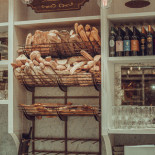 Numbs Le Bistro Dentro