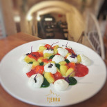 Tierra Osteria Contemporanea Comida