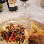 Montecorvo Comida