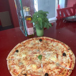 C'è Pizza Per Te Nourriture