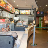 Mcdonald's Trieste Goldoni Dentro