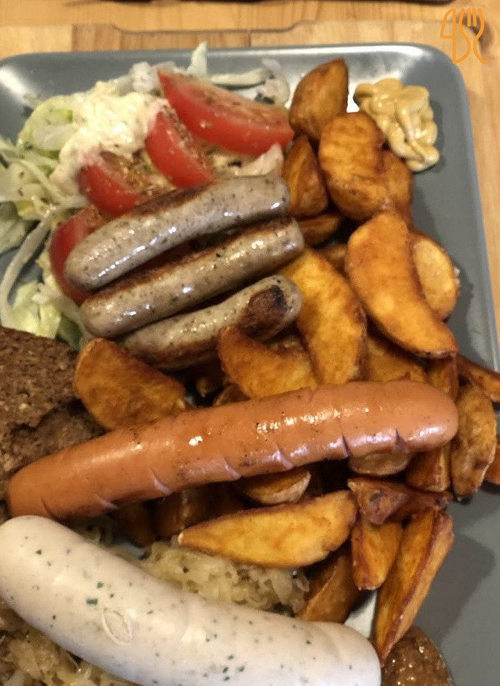 Würsteland Bistro Comida