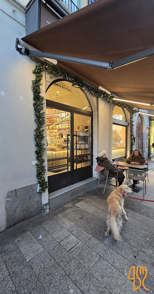 Moscatelli Exterior