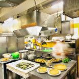 Pizzeria Orfeo Parma À l'intérieur