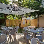 Medea Cafe Exterior