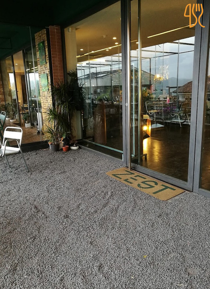 Zest Experience Extérieur