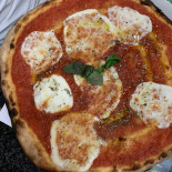 Romolo E Luigi Comida
