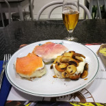 Romolo E Luigi Comida