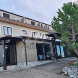 La Collinetta Exterior