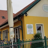 La Granadilla Exterior