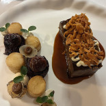 Villa Giade Comida