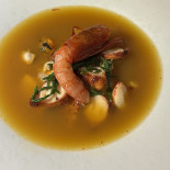 Villa Giade Comida