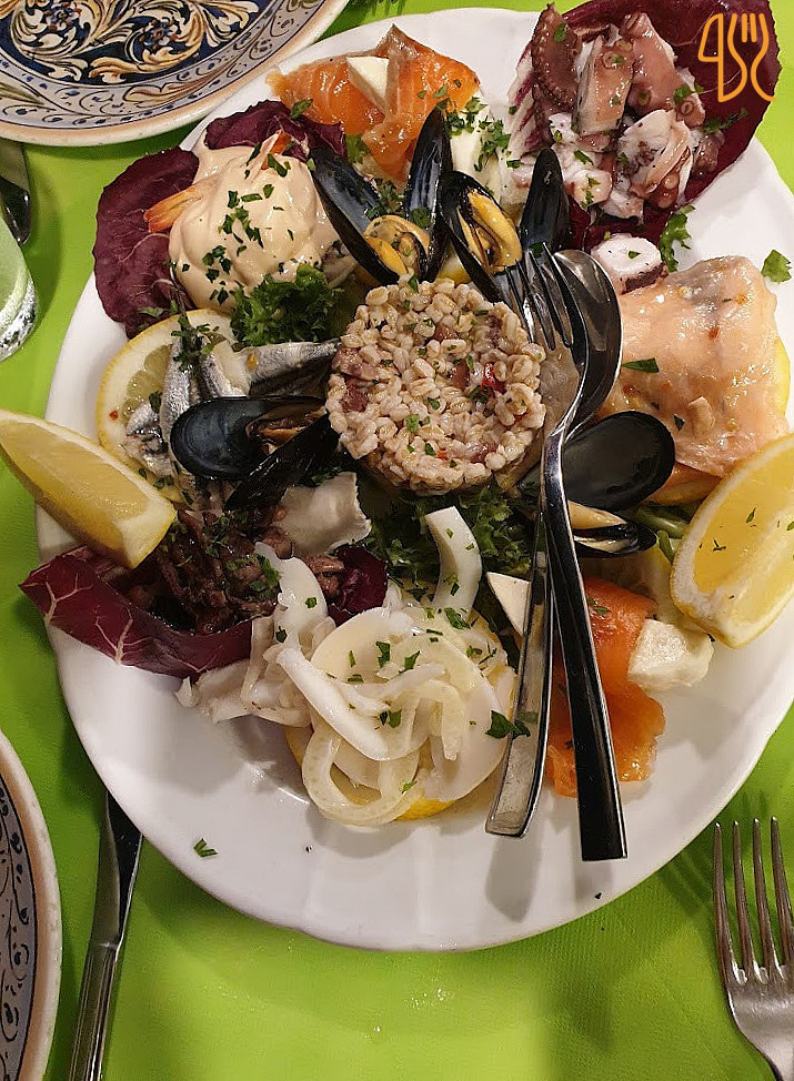 Ischia Porto Pane E Vino Nourriture