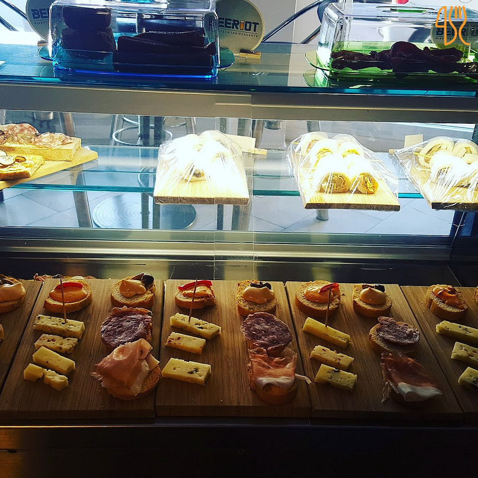 Beeriot, Birroteca Indipendente Comida