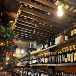 Osteria Enodivinus Prosciutteria Innen