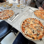Giando Pizza E Cucina Nourriture