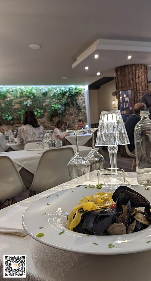 Evoke Bistro Innen