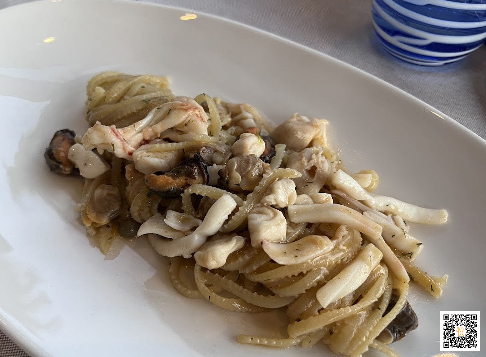 Mistral Comida