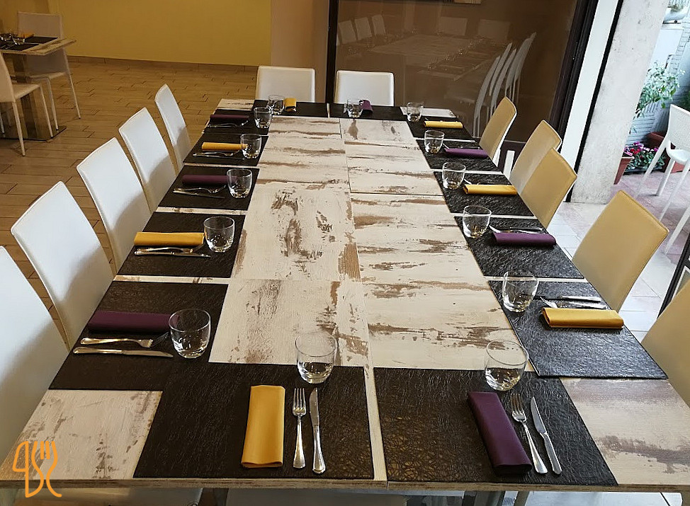 Al 384 Pizzeria Con Cucina À l'intérieur