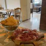 Pizzcamì Pizzeria Dentro