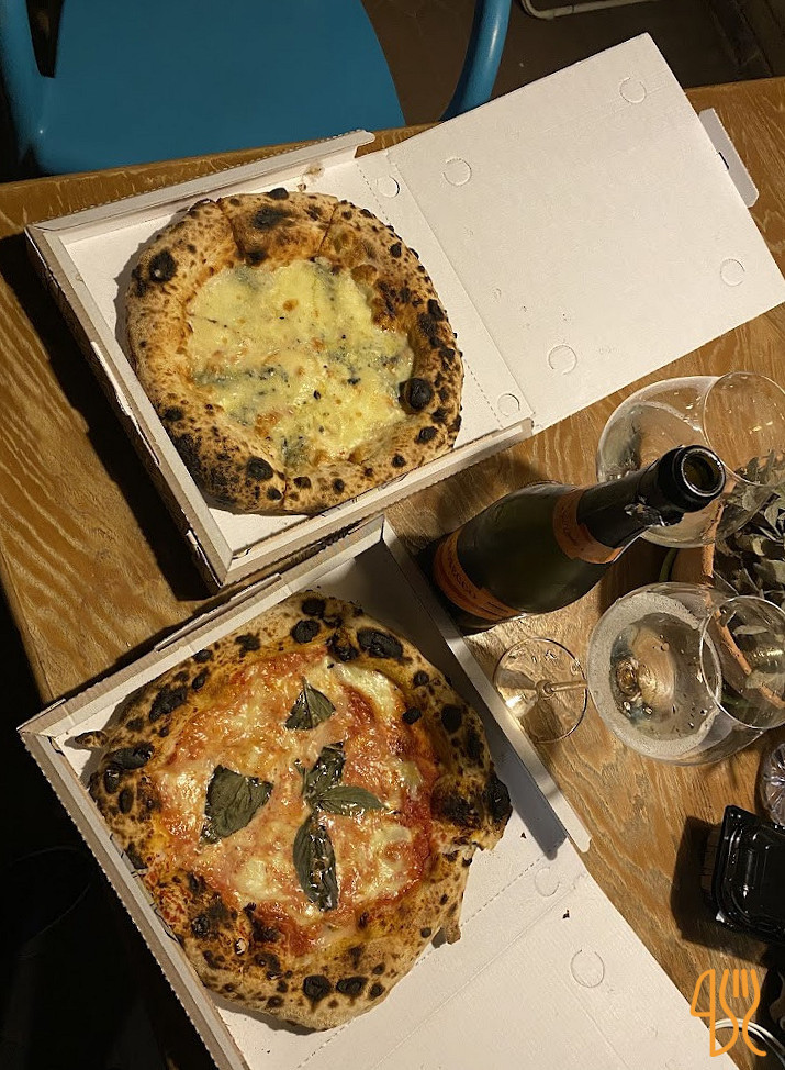 Mezzogrammo Nourriture